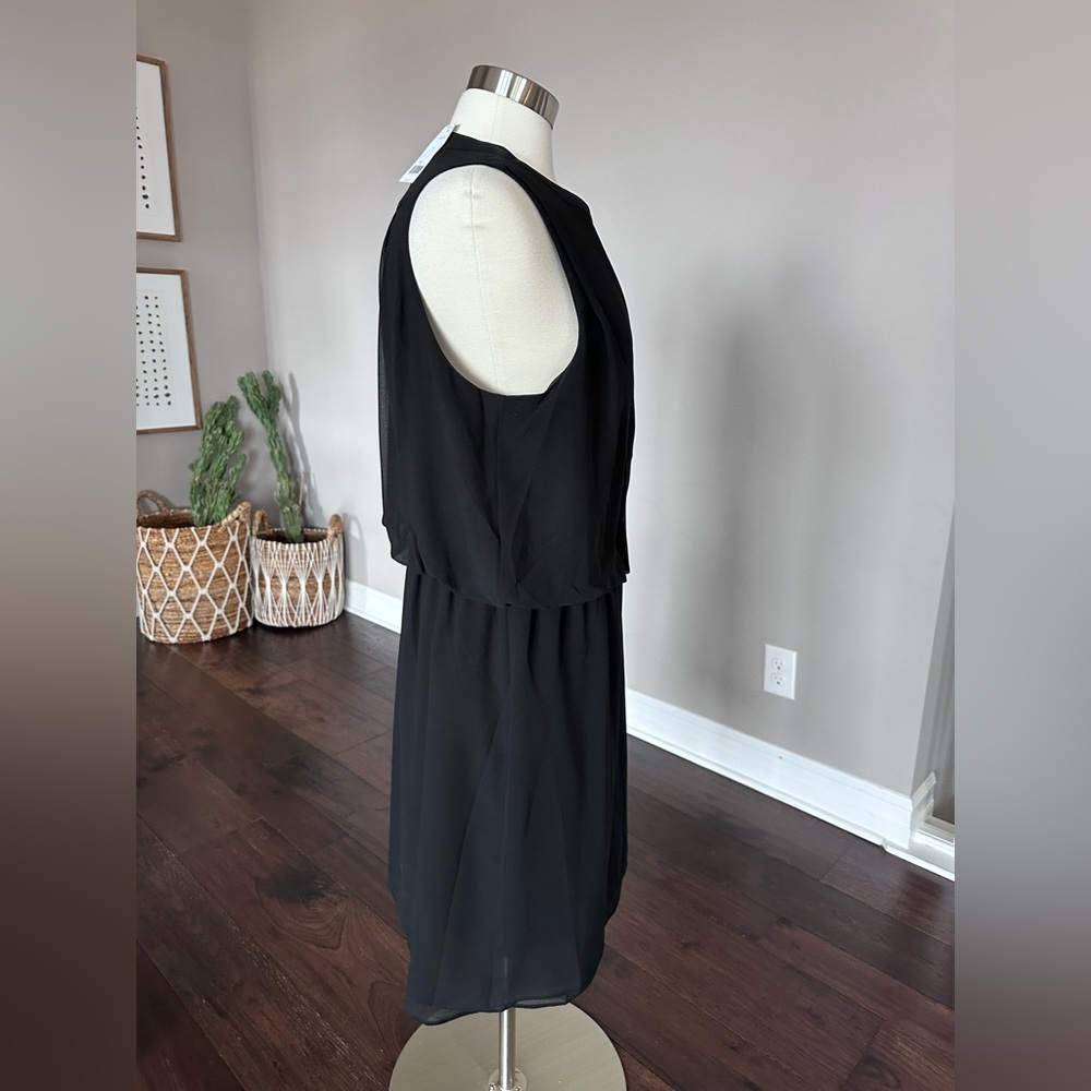 Banana Republic Little Black Dress Chiffon Georgette Date Night Size 14 NWT - Picture 3 of 11
